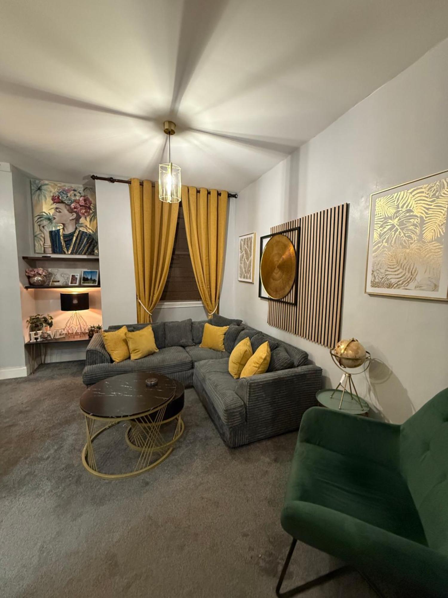 Two Bedroom Apartment-Central Edinburgh-Old Town-Licensed Ngoại thất bức ảnh